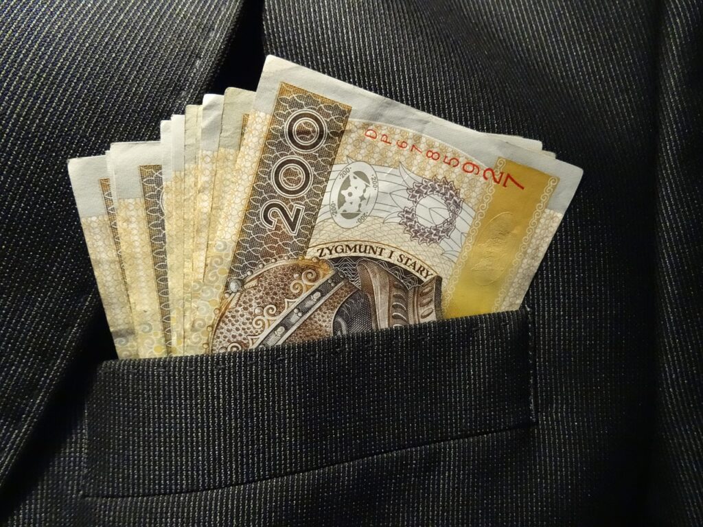 安い歯の矯正の支払いシミュレーション方法は？